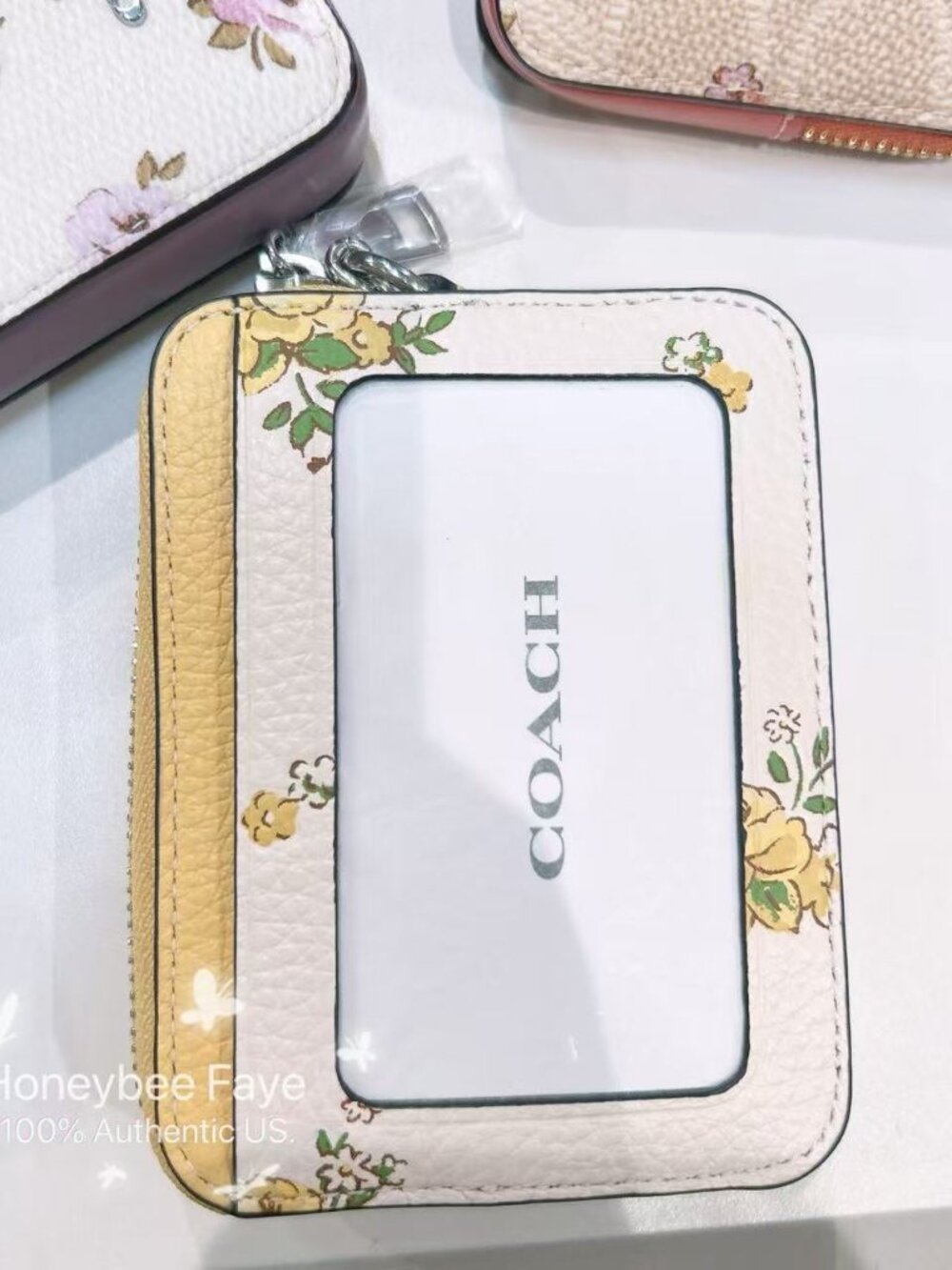 NWT Coach Zip Card Case In Signature Canvas With Floral Print CAU44 - Picture 2 of 5